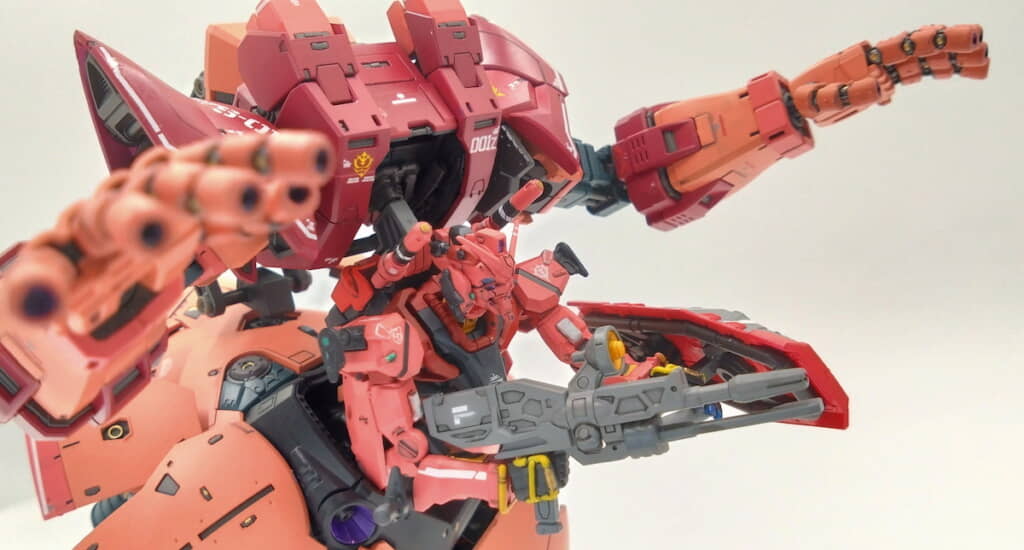 ジオンと連邦の技術が結集