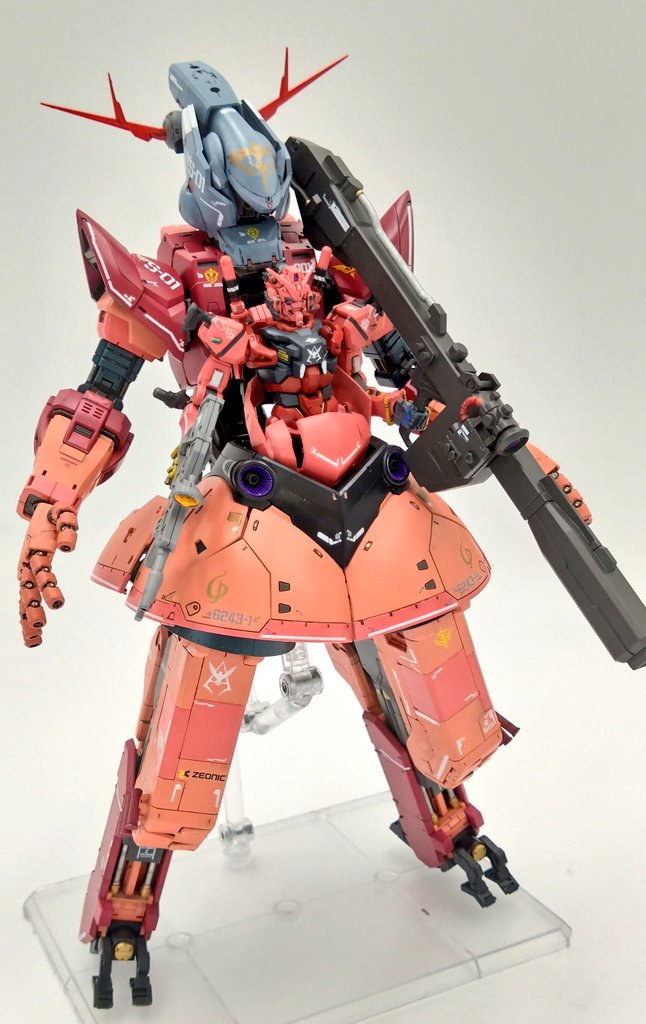 100％仕上がってしまった「シャア専用パーフェクトガンダム」