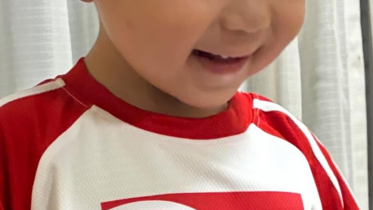 「通なセンス！」　3歳次男が自ら“しまむらで選んだ服”が……二度見必至なコーディネートに「いい感じに昭和感」「えもかわいい」（1/2） | 教育・子育て ねとらぼ