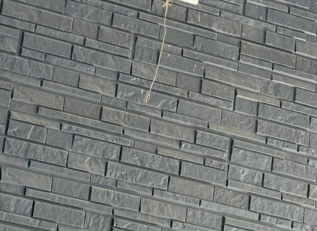 駐車場に行ってみると……？