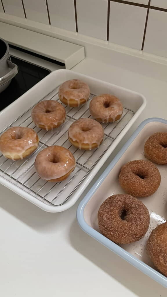 グレーズもシナモンシュガーもどちらも最高