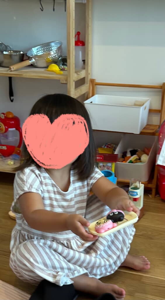 大喜びの娘さん