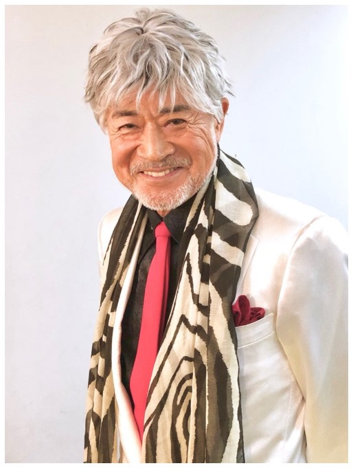 認知症の妻を介護する黒沢年雄