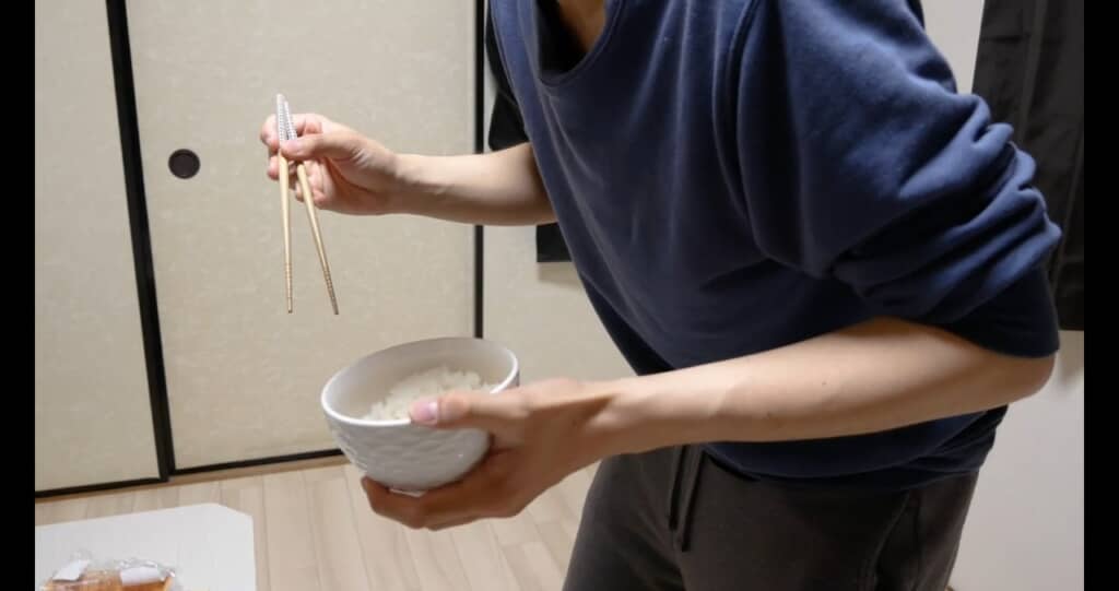 タレと飯を用意して実験スタート