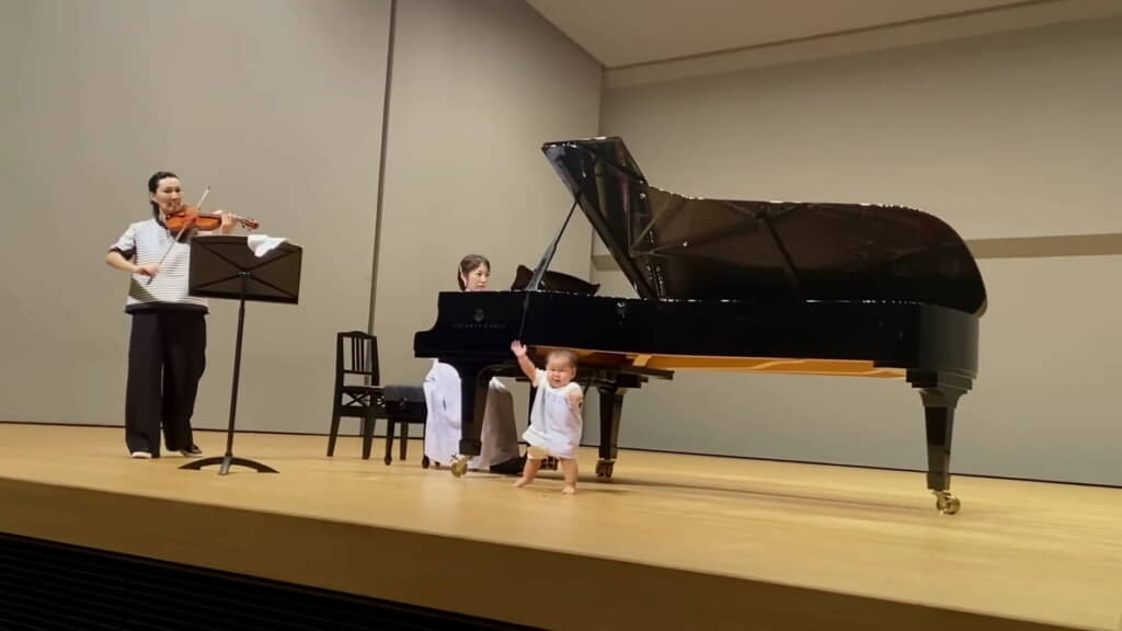 「さぁ、始めるわよ」