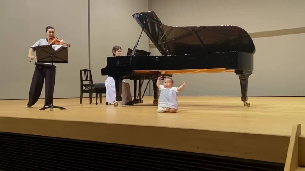 「もっと大きく弾いて～」