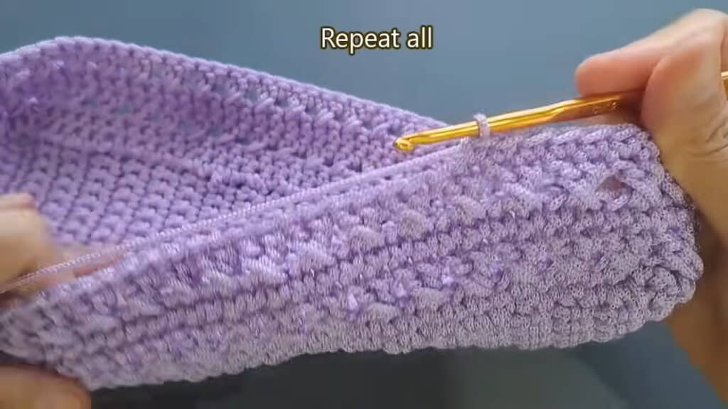 バッグの側面を立ち上げていく