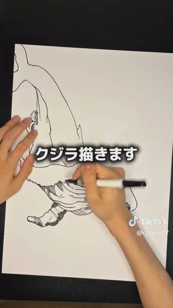 迷いなく筆を進める