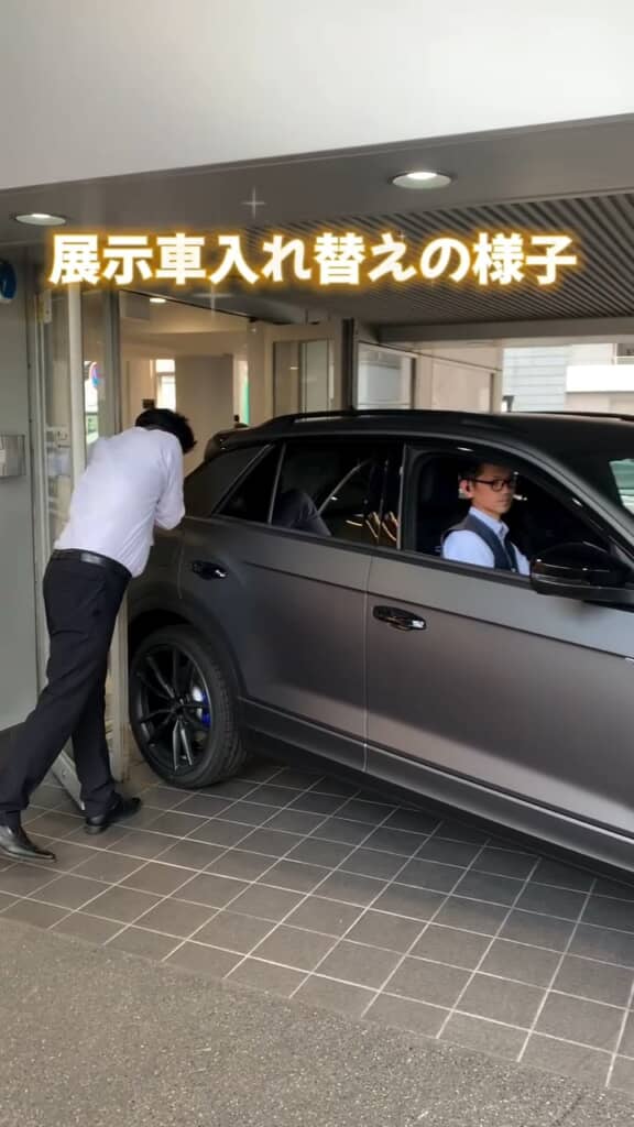 プレッシャーが胃に来そうな搬入風景