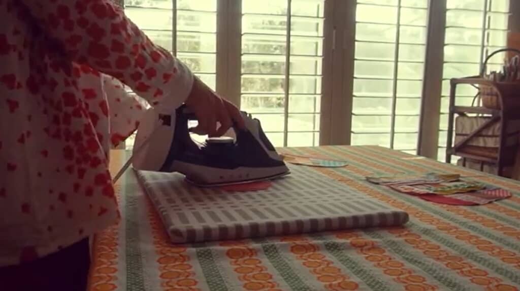 キルト芯を貼ります