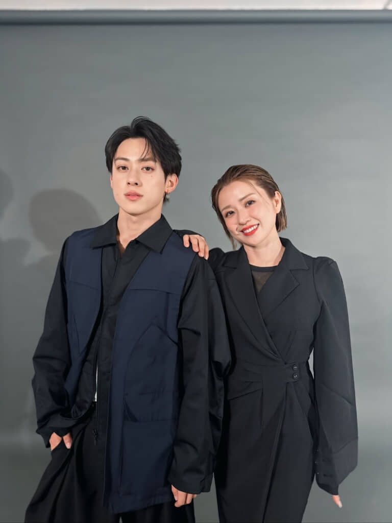 きょうだいか恋人にしか見えない……！