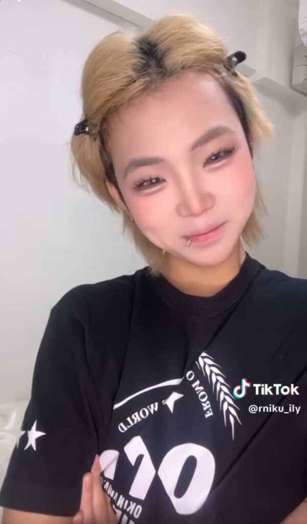 目がぱっちり！