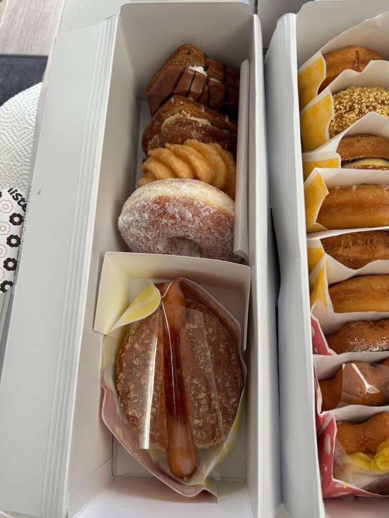 限定のザクもっちドッグ