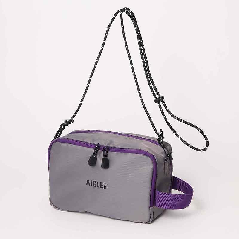 エーグルのダブルジップポーチ