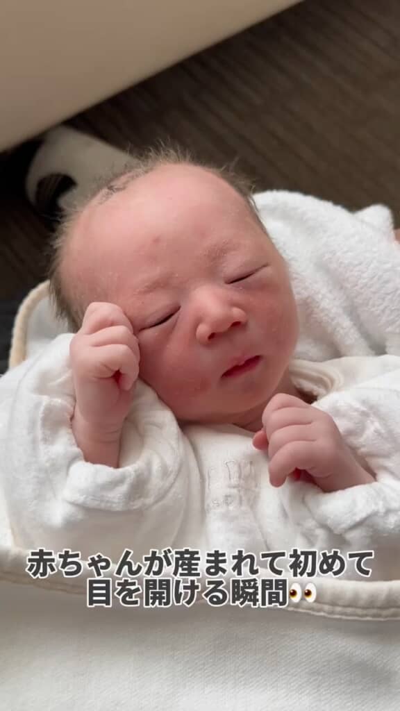 すやすや眠る赤ちゃん