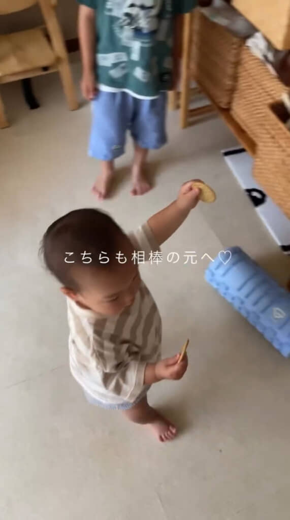 お兄ちゃん・お姉ちゃんには目もくれず向かう先は……