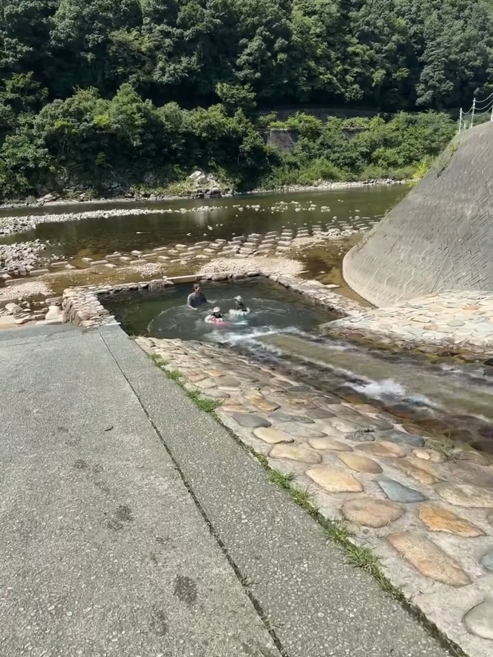 そしてそんな兄弟を見守ってくれていたのは……