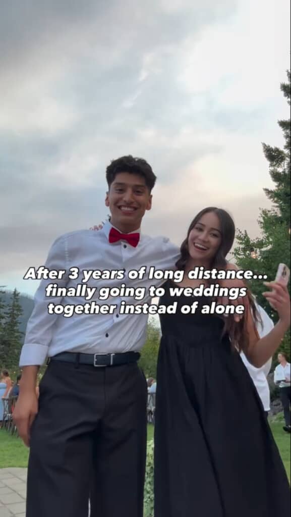 幼少期のアルバムに写っていた2人