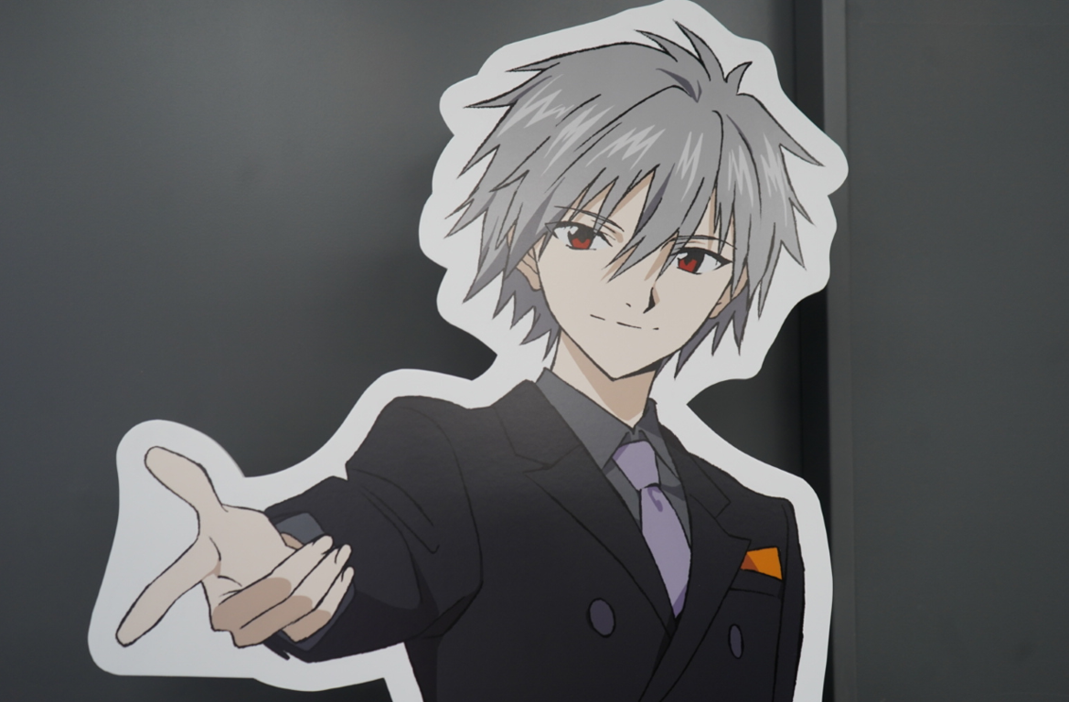 カヲルページ 360度どこを見ても渚カヲルだらけ！」渚カヲル展、“シーン再現