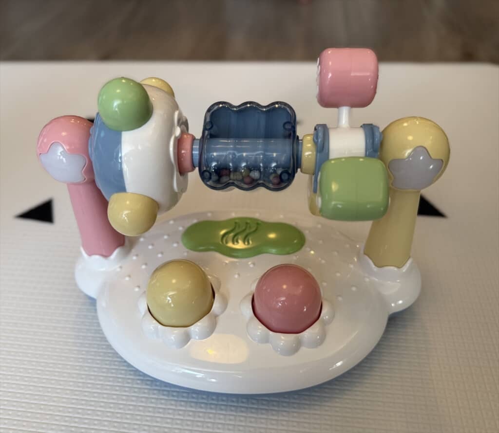 SNSで話題になった音が鳴るおもちゃ「トイロイヤルのまわしてクルクルサウンド」
