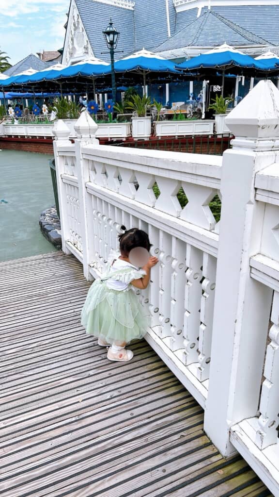 お魚いるかな……？