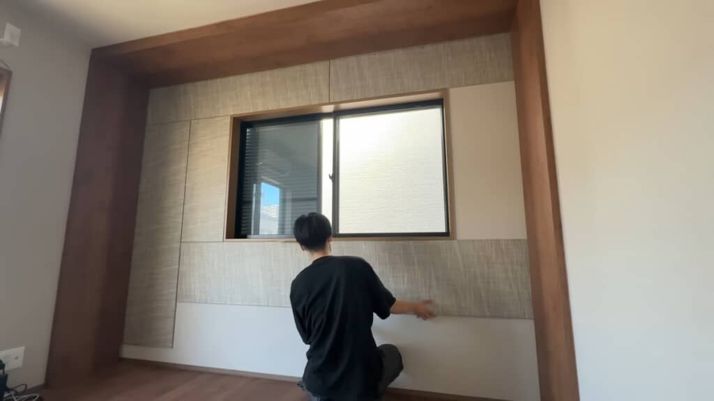 壁に紙布パネルを固定