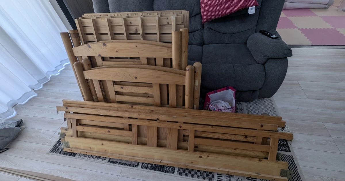 ジモティーでもらった中古の2段ベッド、娘たちのため父がDIYしたら…… 子ども部屋にピッタリな姿に大変身(1/3) | リフォーム・リノベーション・DIY ねとらぼ