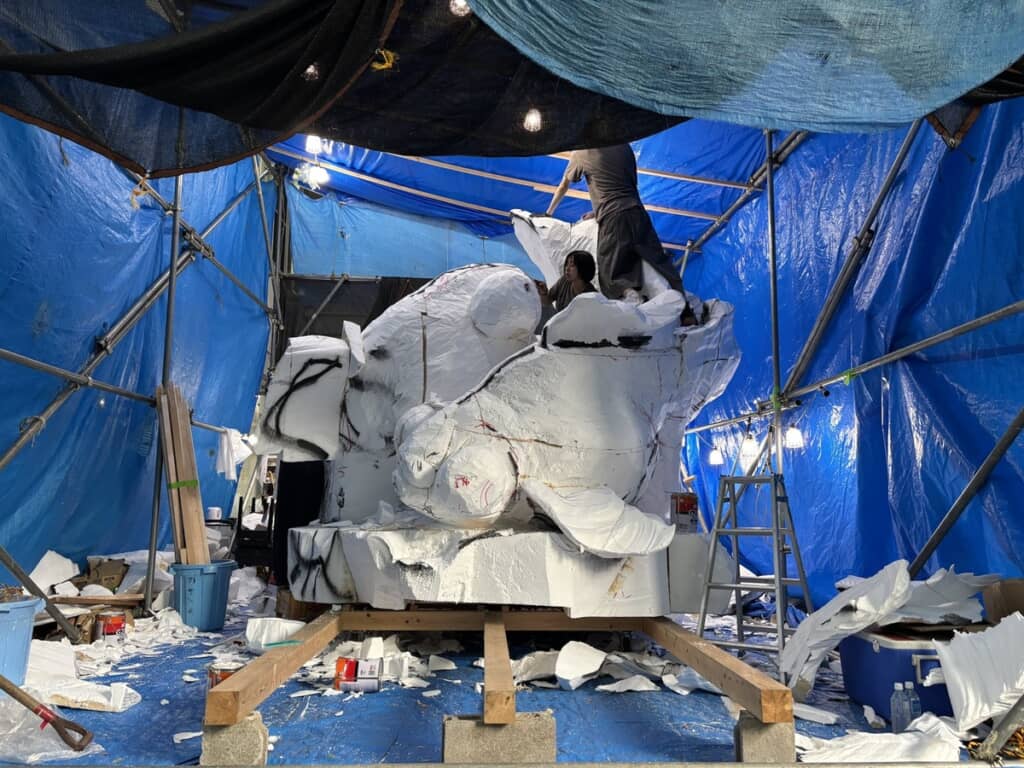 お神輿をつくる藝大生たち