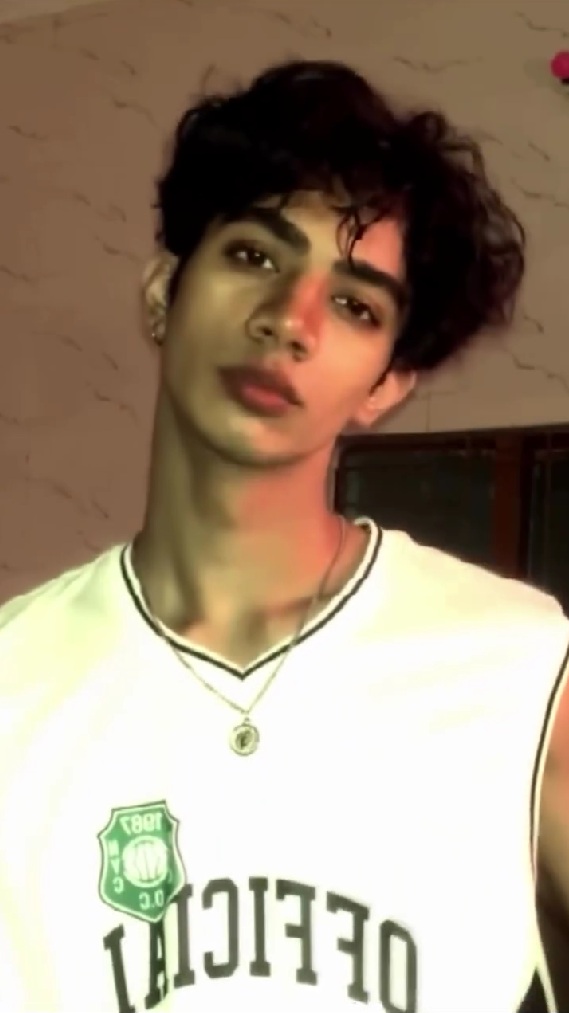 彼女に「スキンケアを始めてみたら？」と勧められ……男性の驚きのビフォーアフターに「めちゃくちゃかっこいい！」「ここまで変わるとは」【海外】