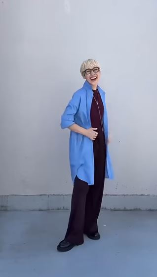 腕まくり＋アクセサリーでカジュアルコーデ完成