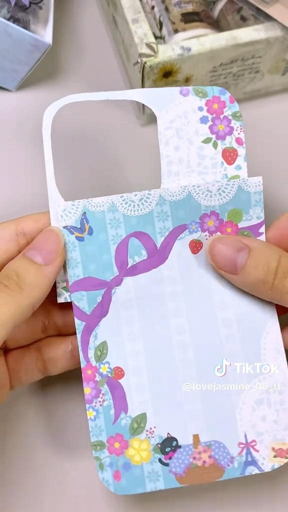 メモ帳をスマホケースのサイズに加工