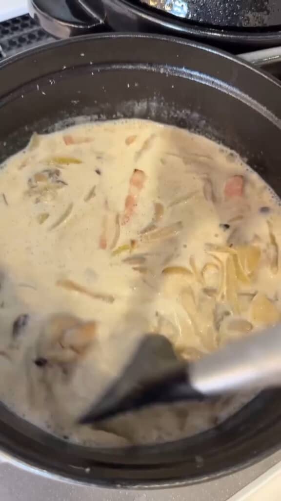 1品目「きのこのクリームスープ」