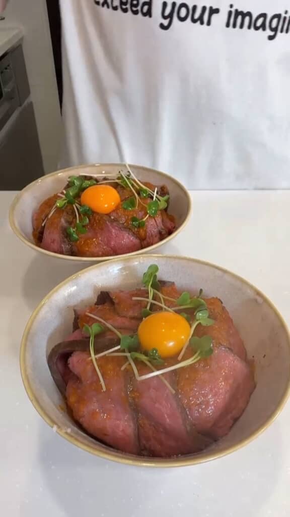 5品目「ローストビーフ丼」