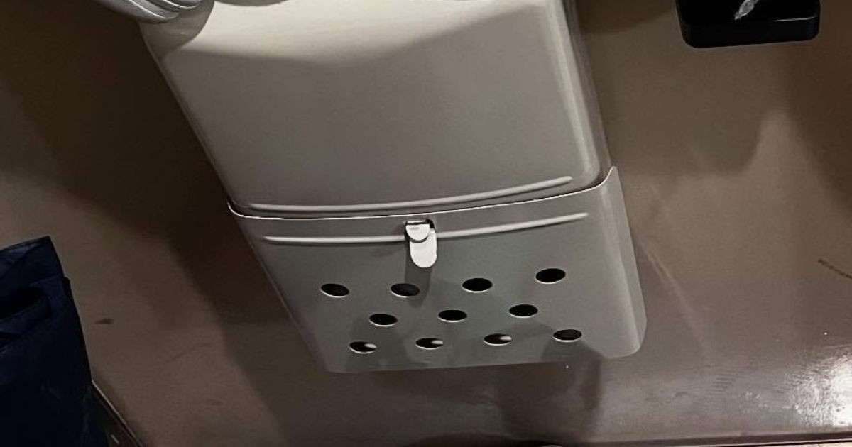 ママ「玄関見てビックリしたわw」　8歳次女がしかけた“まさかの防犯対策”に「天才的発想！」「ホーム・アローン出られそうw」（1/2） | 育児 ねとらぼ