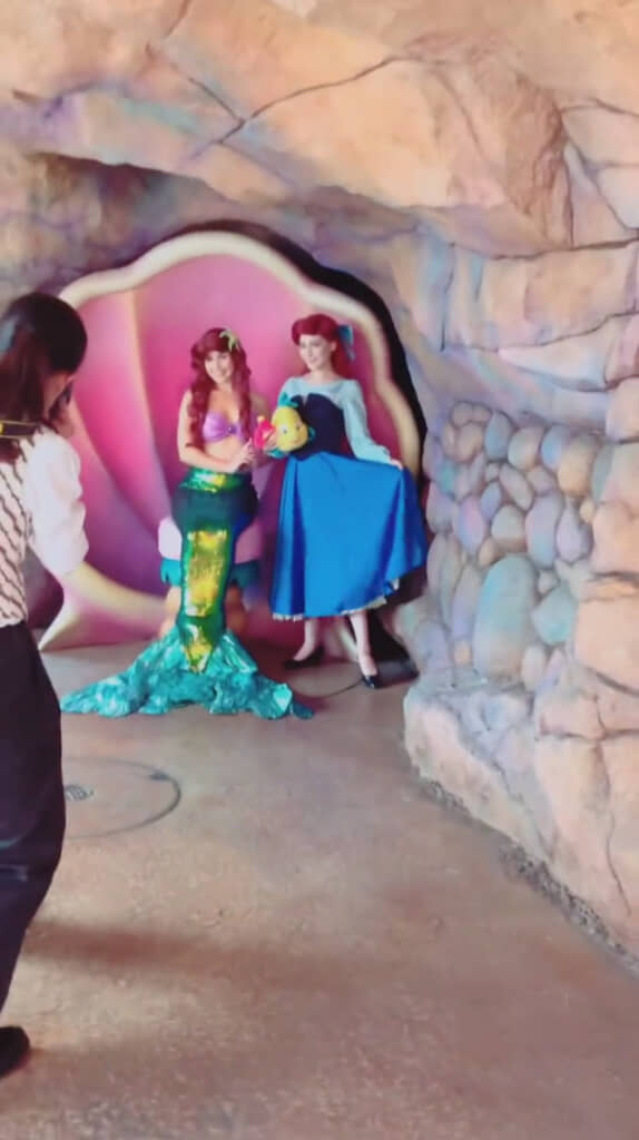 ポーズを決めて写真撮影