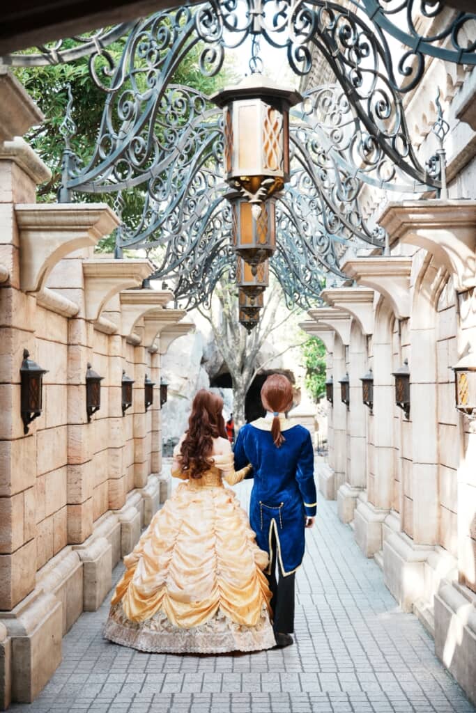 後ろ姿も完璧なベルと王子（撮影：Sugarさん）