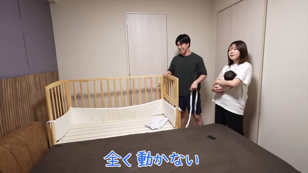 赤ちゃんと一緒に寝るために夫婦が部屋を模様替え