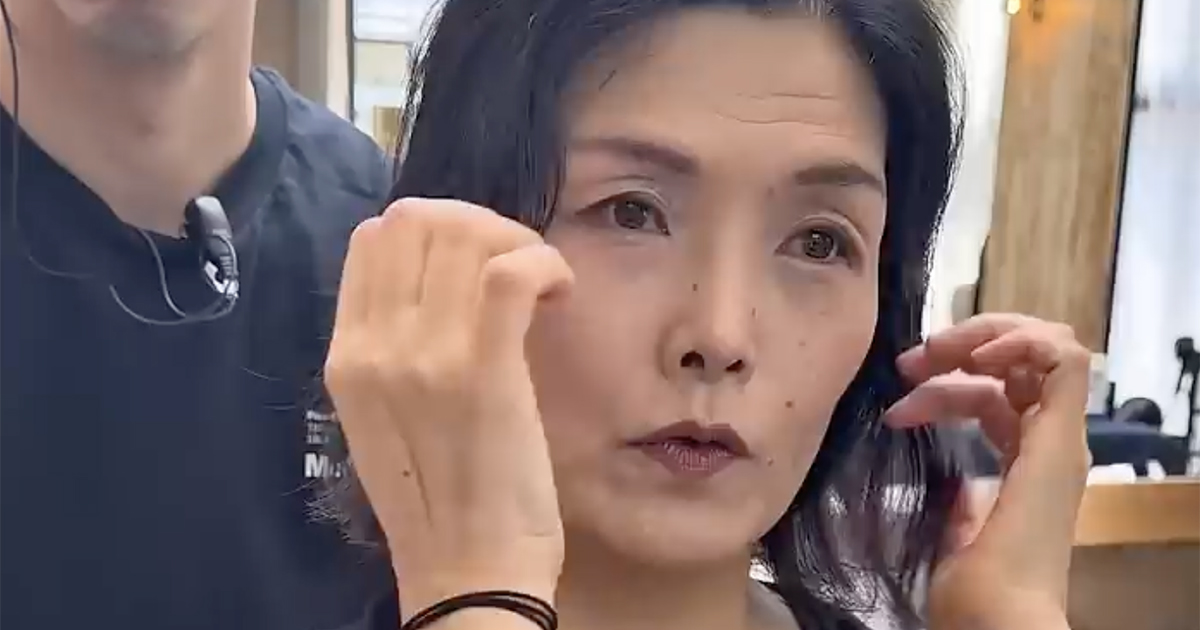 「前髪を伸ばした方がいい」と言われた女性→しっくり来ず、プロに任せたら……　「別人?!」「15歳若返った」と240万再生（1/3） | 美容 ねとらぼ
