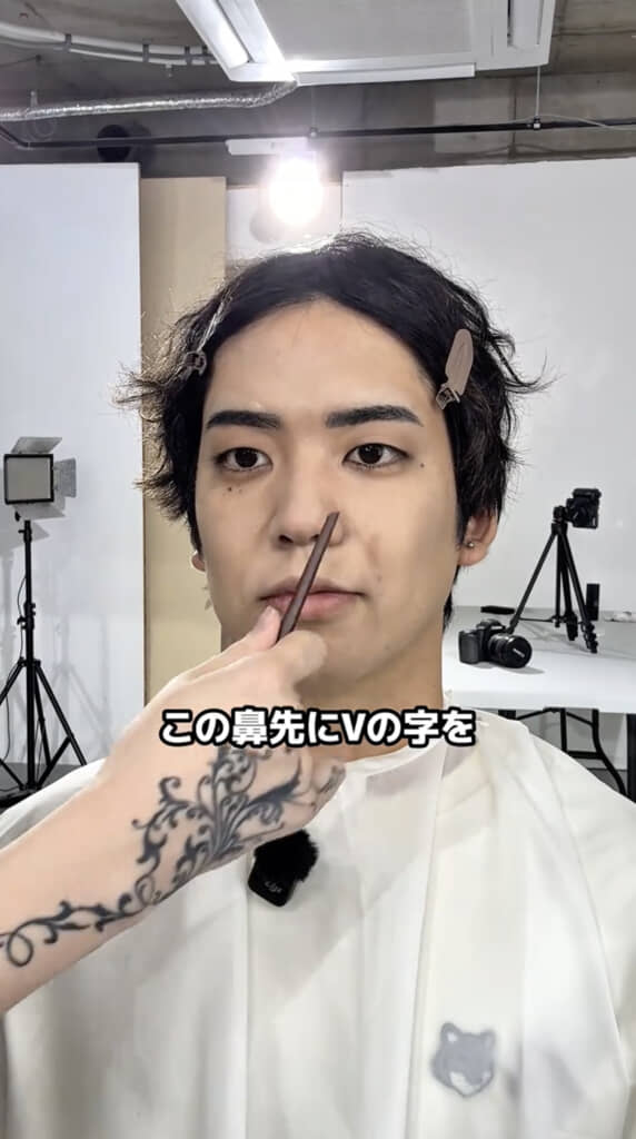 鼻先にも影を追加