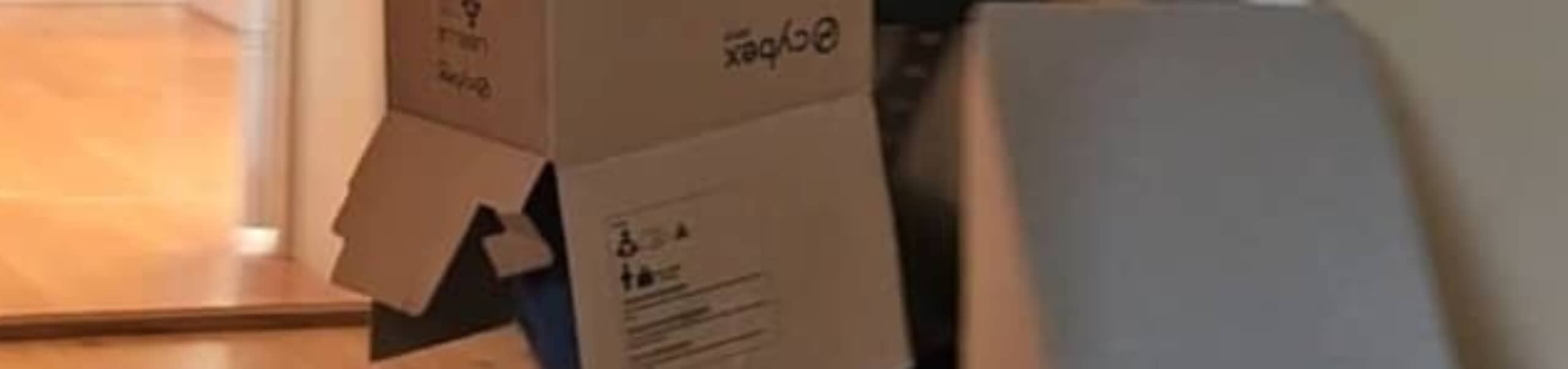 旅行用にベビーカーを買ったママ、段ボールから取り出してみると……「思ってたのと違う」→まさかの光景に「逆逆www」「ある意味正しい使い方」と234万表示（1/3） | ライフスタイル ねとらぼ