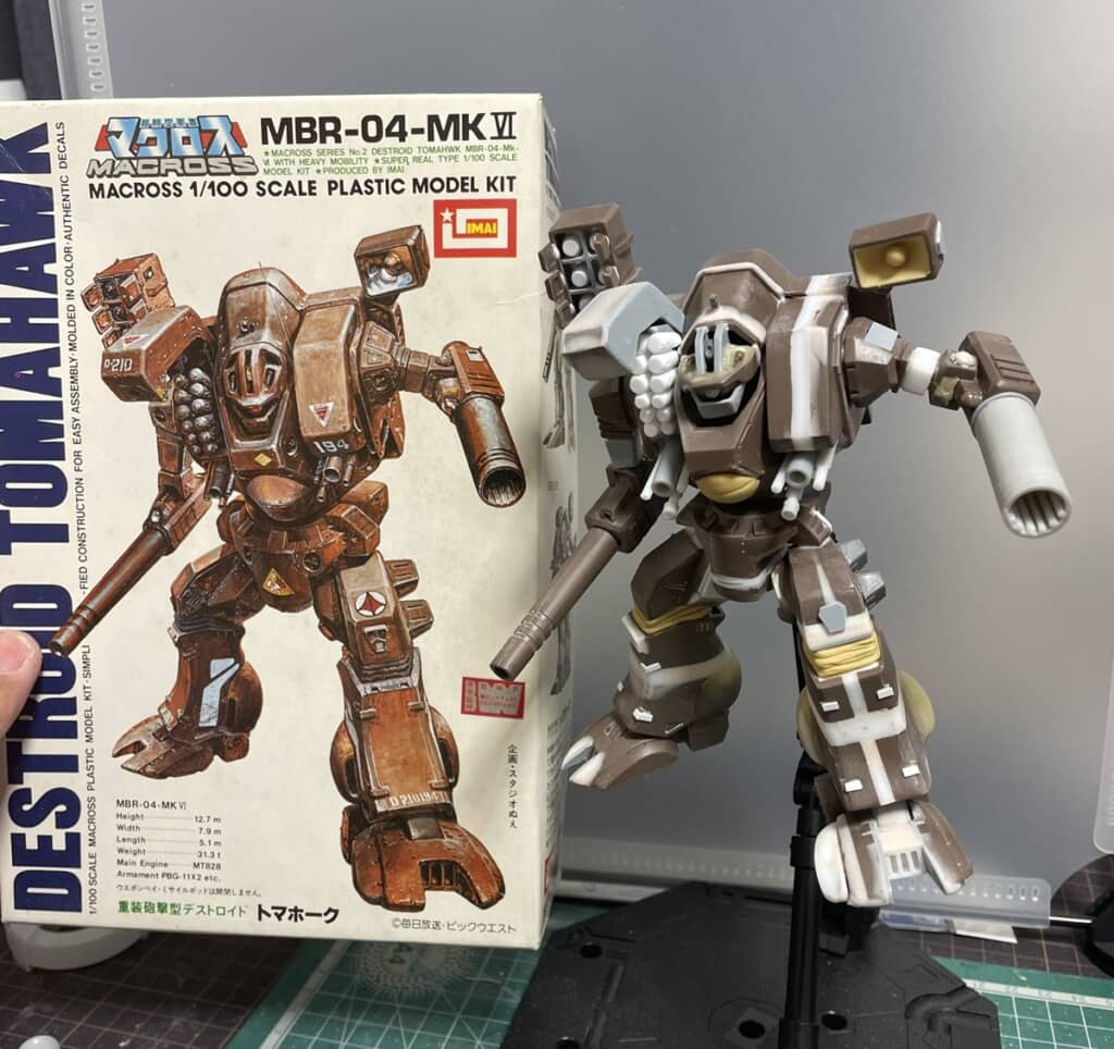 塗装前のトマホークのプラモデル