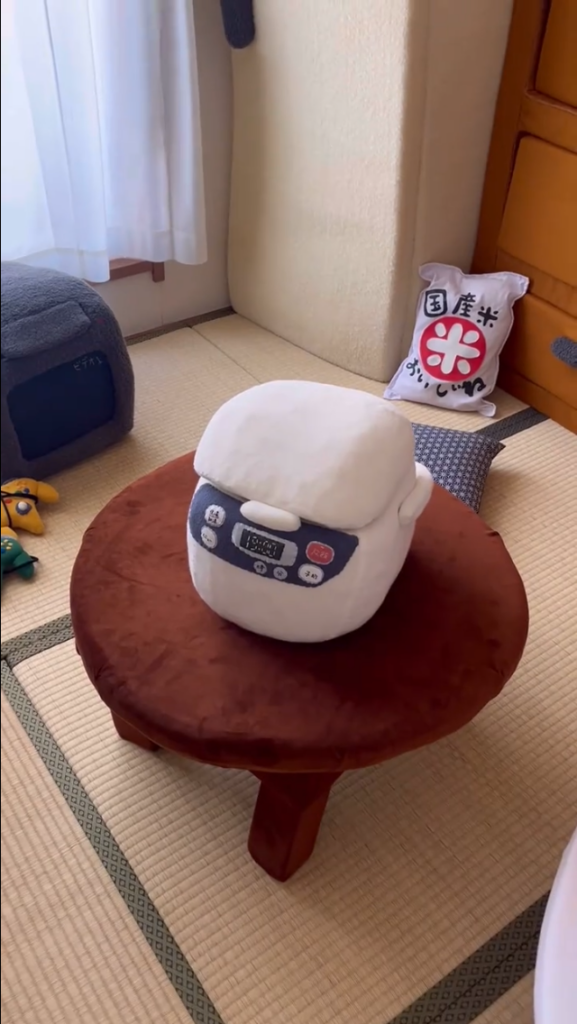 炊飯器のぬいぐるみ