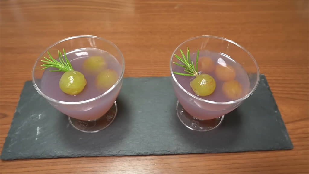 自家製ブドウのゼリー、おいしそうです