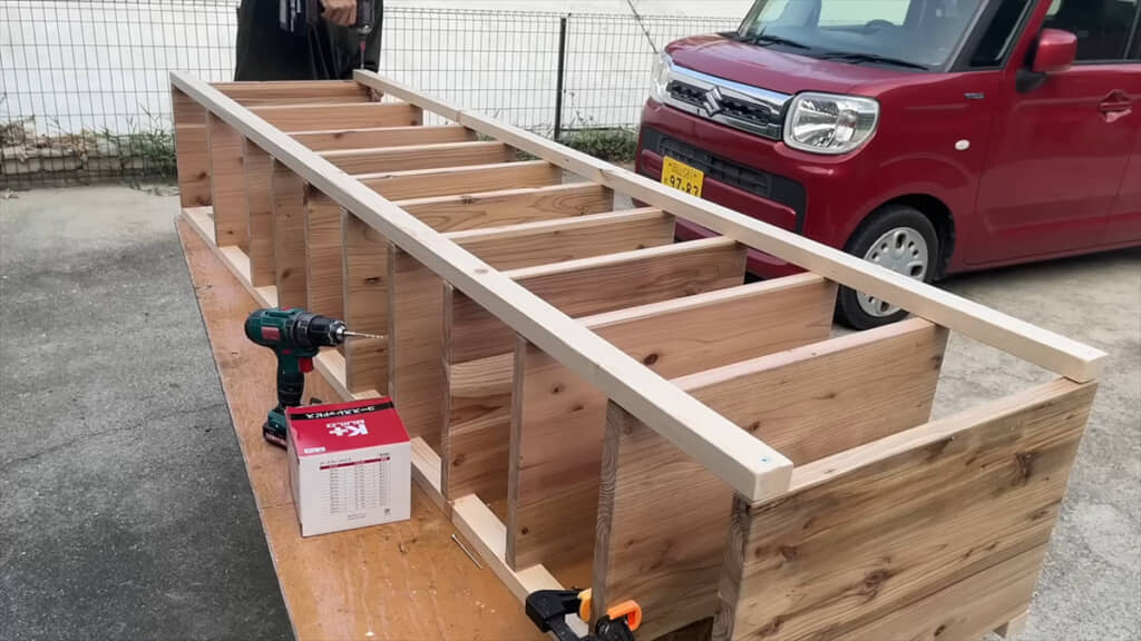 続いて靴棚を作成