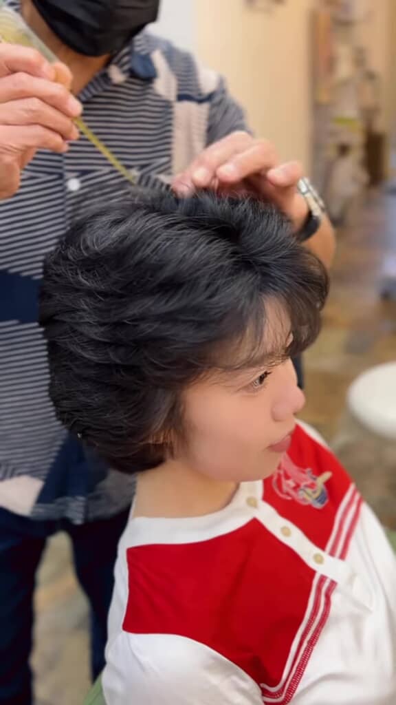 昭和ヘア・右横から