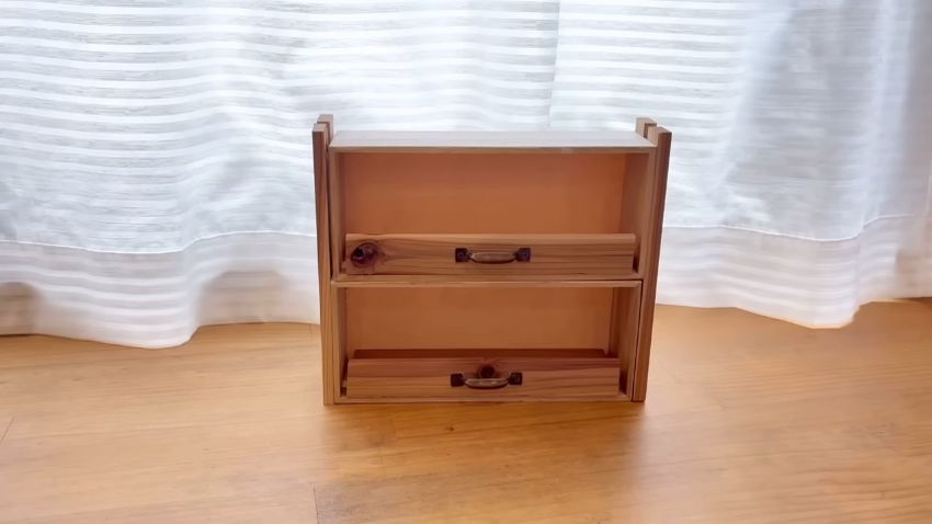 組み上がったスライド式ラック