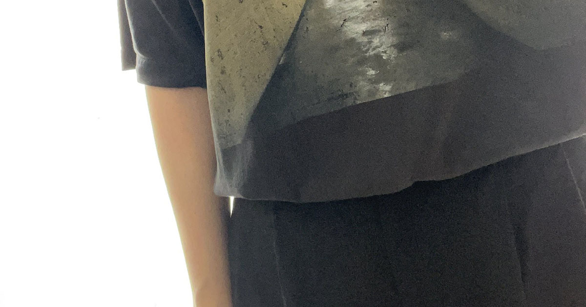 同僚「それ、8番出口のTシャツ？」→プリントを見ると……「確かにww」「異変ですね」　“まさかの勘違い”が390万表示（1/2） | 映画 ねとらぼ