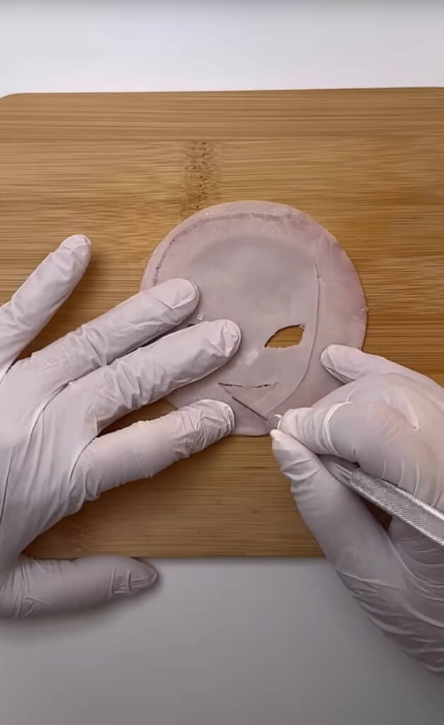 ハムで鬼の顔を作る