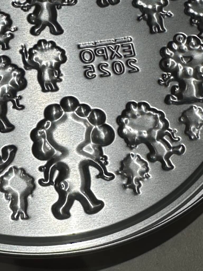 躍動感のある動きや独特な形のパーツまで緻密に表現