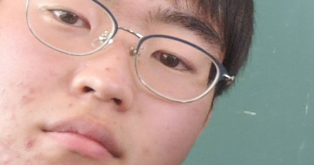 「何があったんや」メガネ姿のヲタクが3年後……“大変貌のコスプレ姿”に「さすがに美しすぎん???」「もはや神業」「どうなってるのwwww」（1/2） | ライフハック ねとらぼ